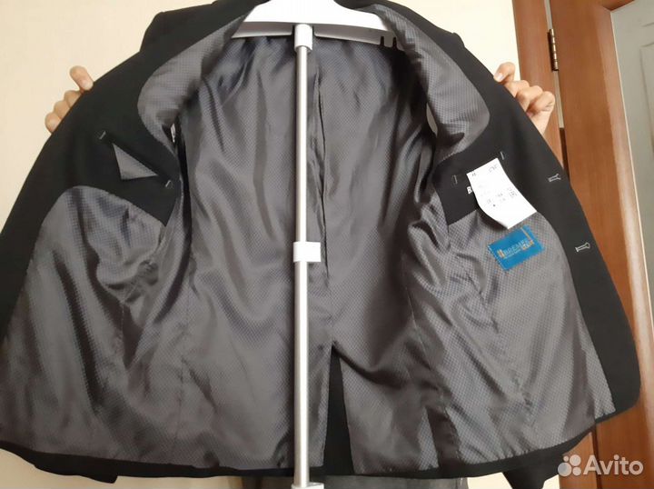 Костюм школьный р. 164 на мальчика