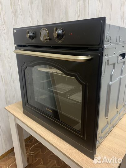 Электрический духовой шкаф Gorenje BO6735CLB