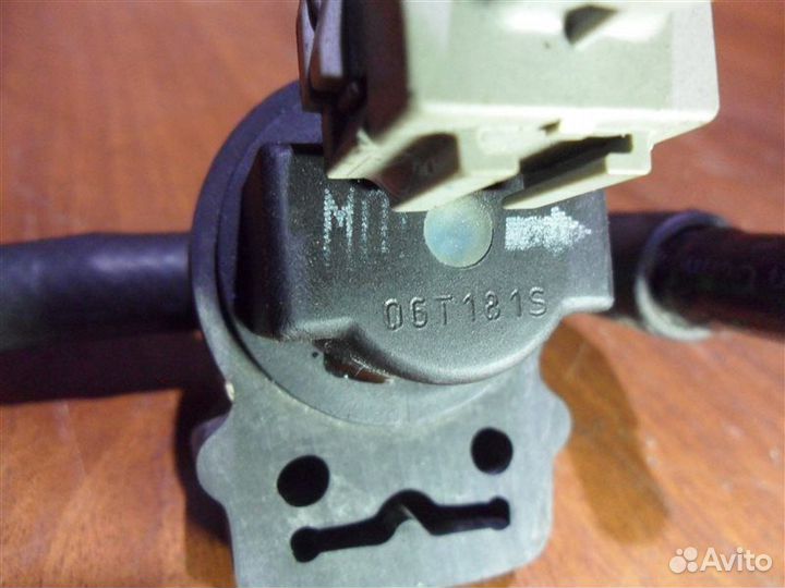 Клапан вентиляции топливного бака Mercedes-Benz