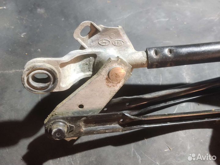 Трапеция дворников Hyundai Solaris 1 Rio 3