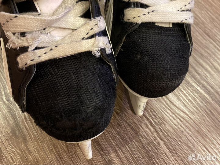 Коньки Larsen р.36