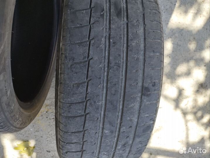 Triangle TH201 235/45 R18 98