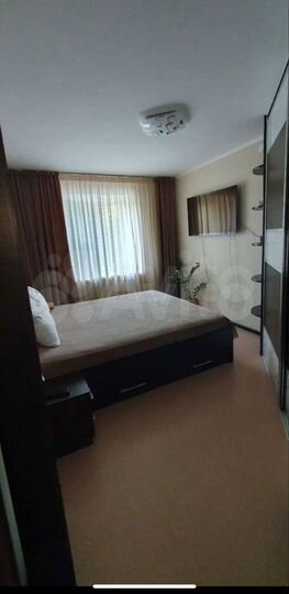 2-к. квартира, 49 м², 4/9 эт.