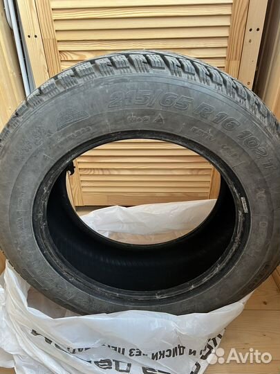 Tigar SUV Ice 215/65 R16 102T