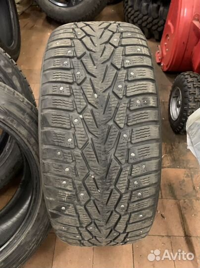 Nokian Tyres Hakkapeliitta 7 235/50 R18