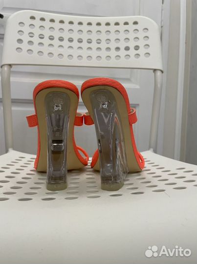 Босоножки