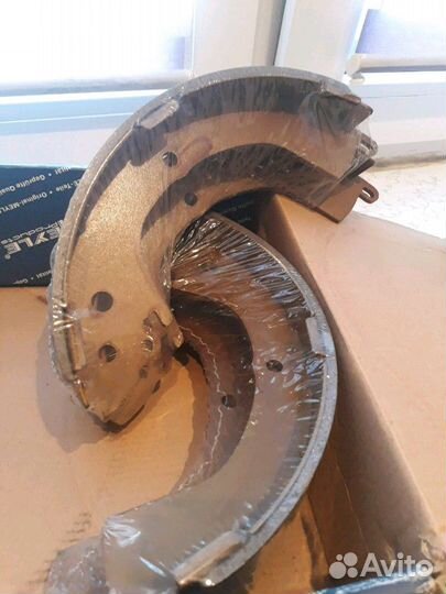 Тормозные колодки задние