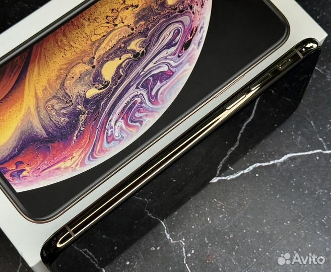 iPhone Xs, 64 ГБ