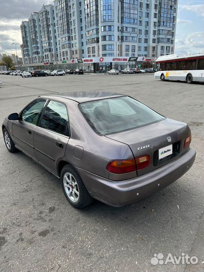 Honda Civic 1.5 AT, 1992, 290 000 км