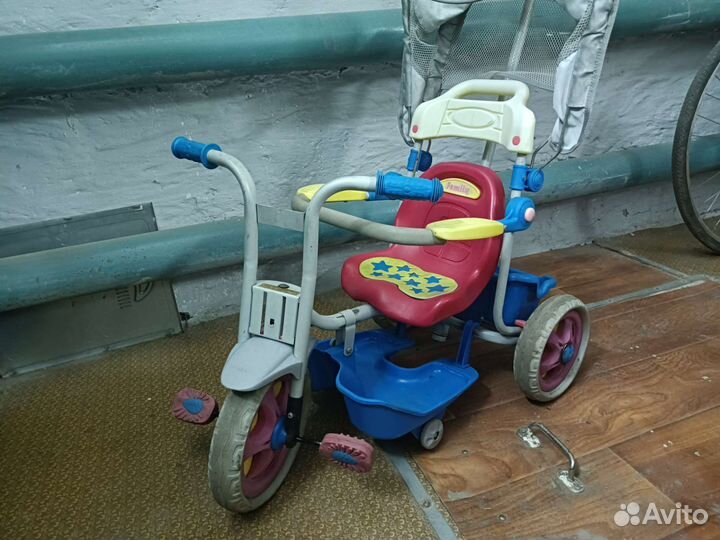 Детский трехколесный велосипед