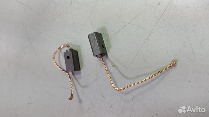 Щётки генератора - fuji