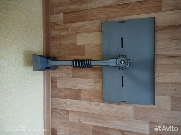 Подставка для телевизора