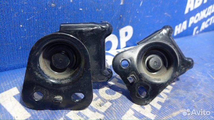 Крепление сиденья Kia Cerato Koup купе G4KD 2010