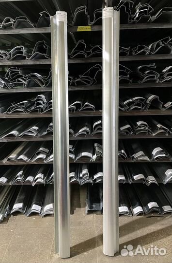 Порог правый Toyota Auris E150, Blade 2006-2012 (0