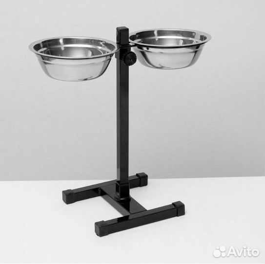 Подставка с мисками