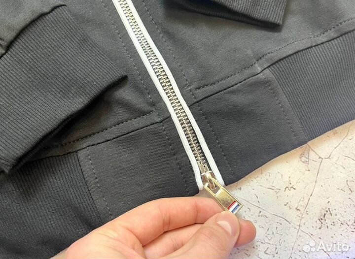 Спортивные костюмы tommy hilfiger модные