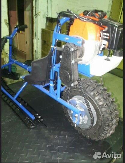 Детский снегокат с мотором