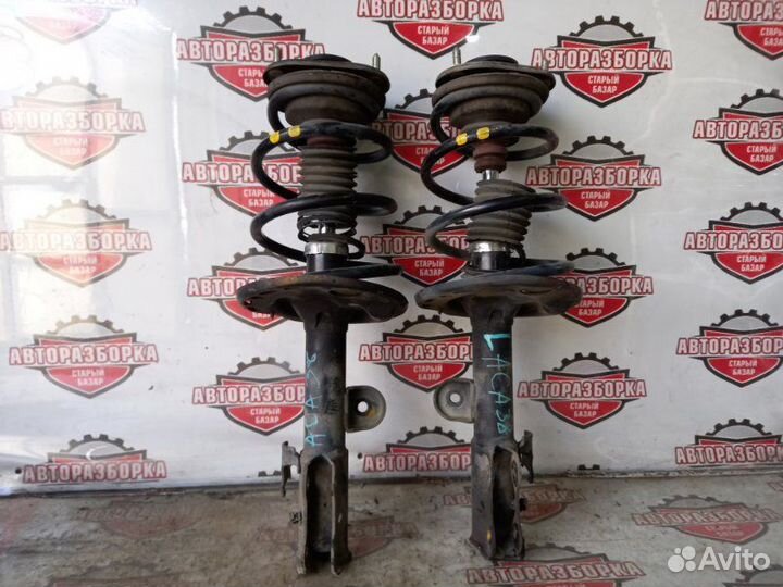 Стойка передняя Toyota Vanguard ACA38 2azfe 2012