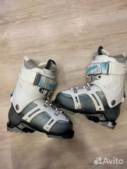 Горнолыжные ботинки Salomon