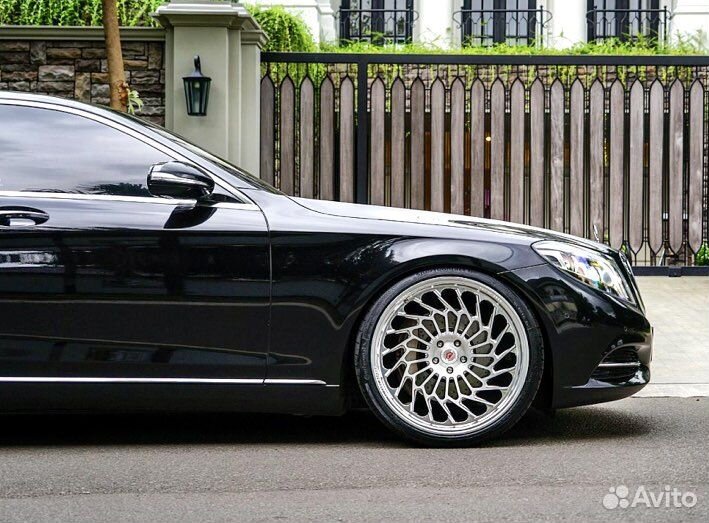 Диски кованные R20 Vossen на Mercedes S Class W222