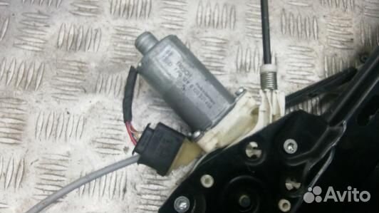 Стеклоподъемник передний правый BMW 5 E60/E61 (4MB