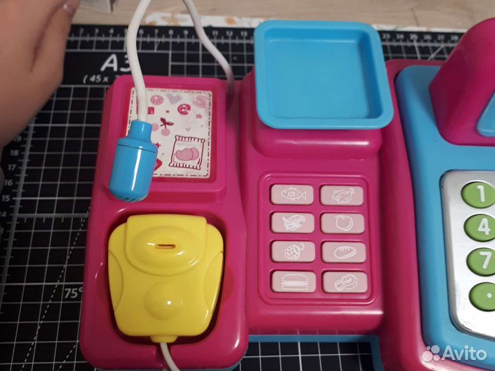 Игрушечная касса