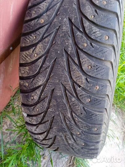 Yokohama IceGuard Stud IG65 265/65 R17