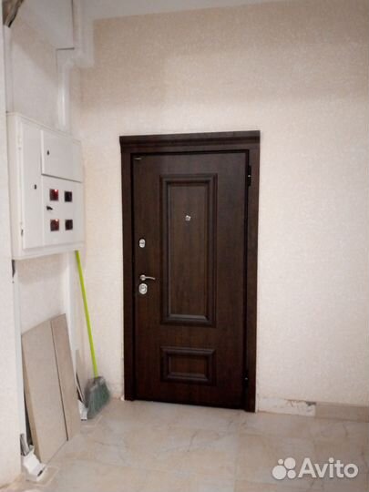 Установка входных дверей