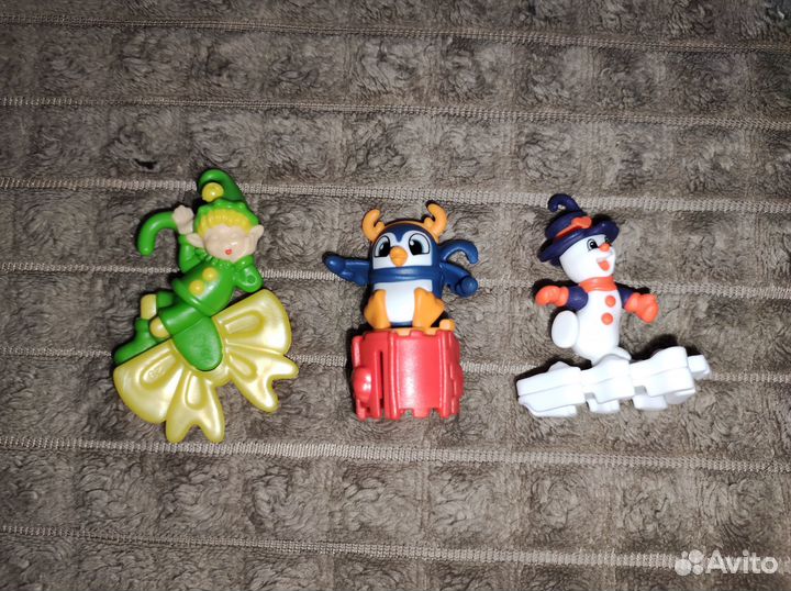 Игрушки из киндеров Новый год 2023 24
