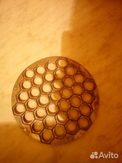 Продам пельменица хорошо состоянии