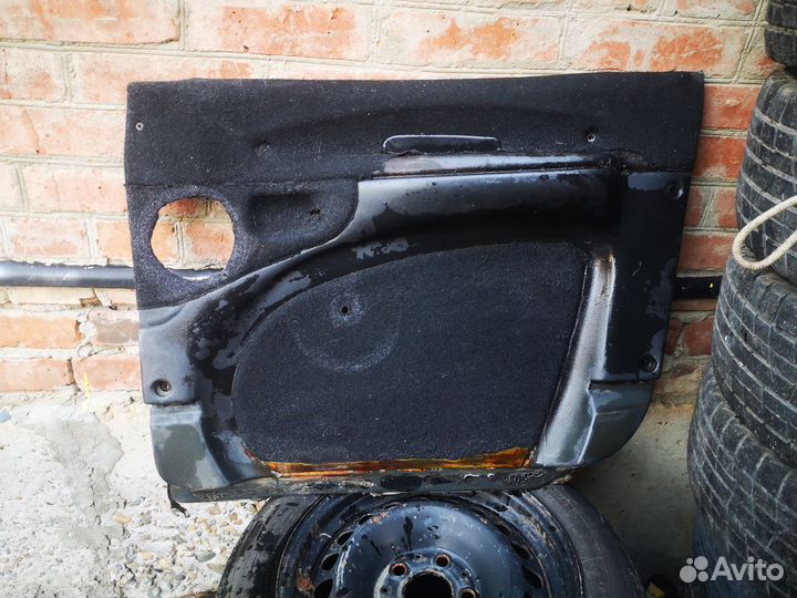 Обшивка двери Volkswagen Golf 3-е поколение