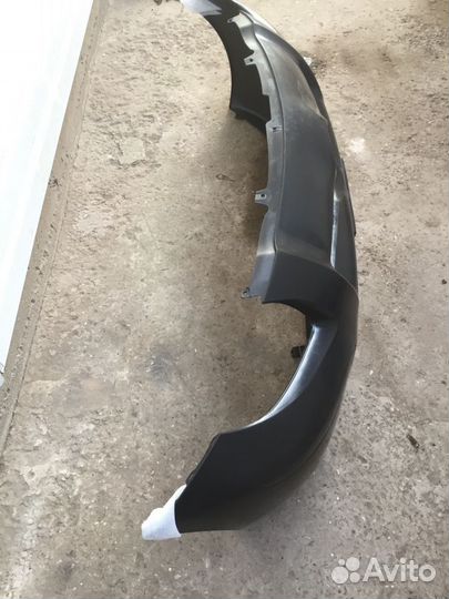 Бампер передний Тойота Ярис