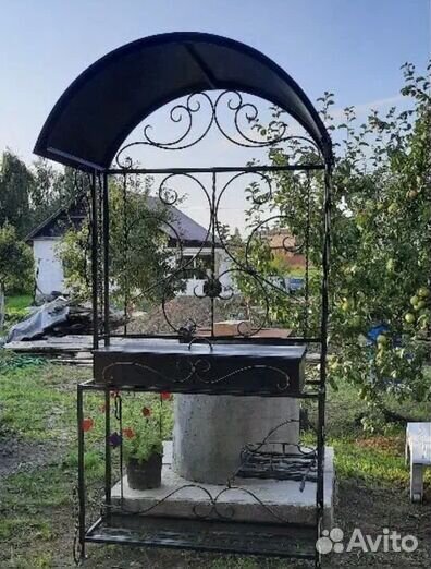 Мангал кованый с крышей