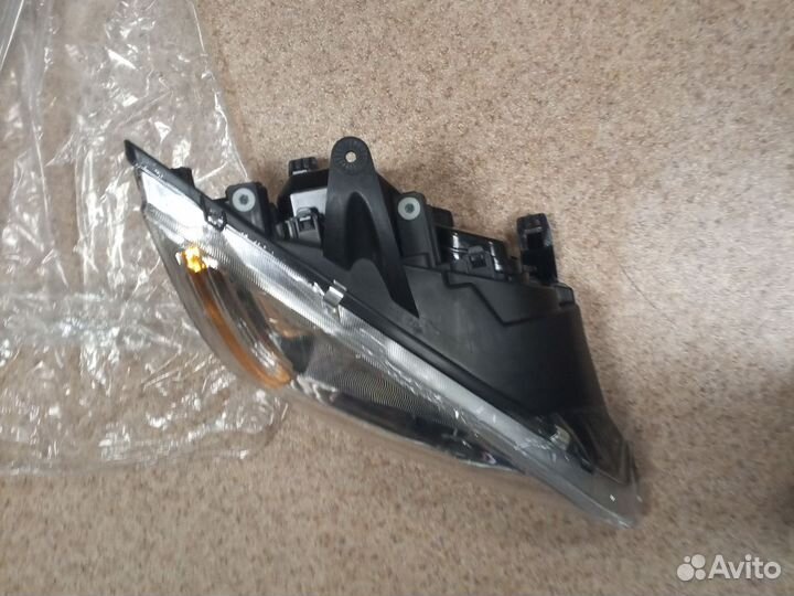 Фары ford focus 2 левая и правая