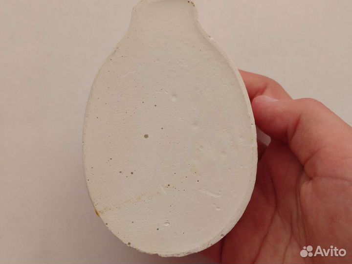 Зайчик из гипса