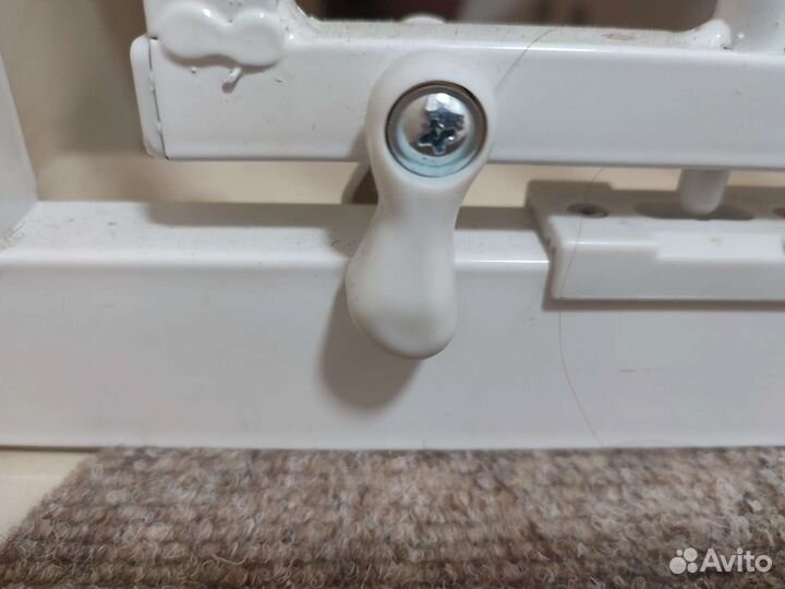 Защитный барьер калитка детский 74-84 см