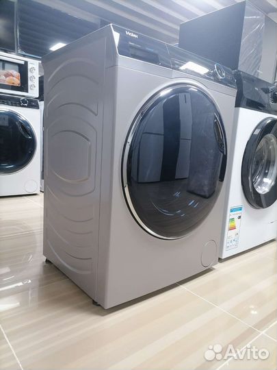 Стиральная машина Haier HW90-B14979S 9 кг 1400 об