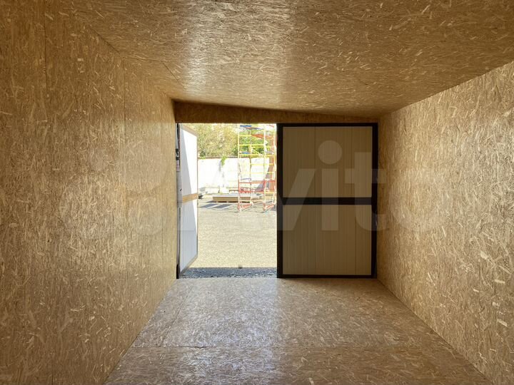 Склад, кладовка 16.8 м²