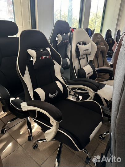 Компьютерное кресло 308 черный