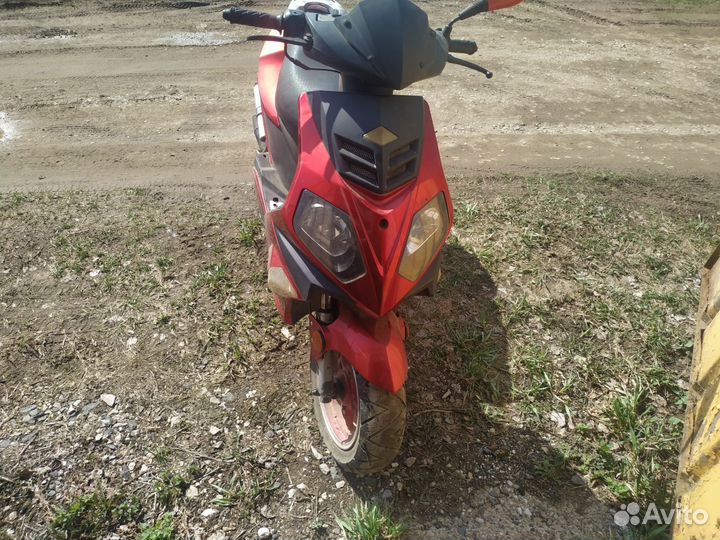 Скутер 50 куб