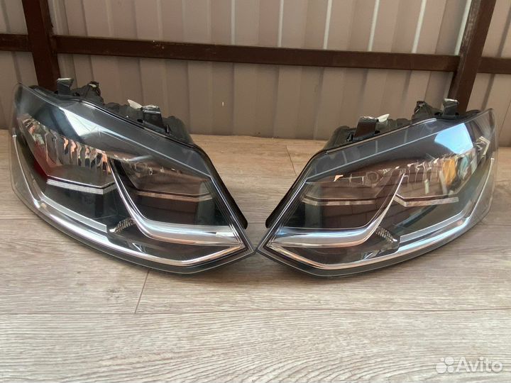 Фара Volkswagen Polo левая правая 15-20