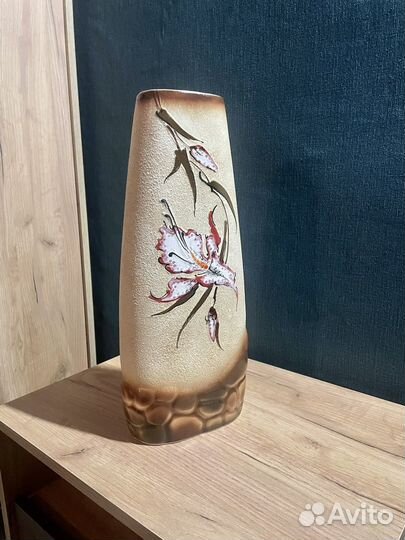 Керамическая ваза