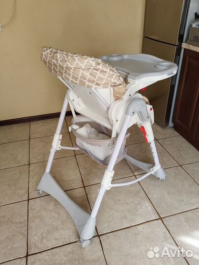Стульчик для кормления babyton
