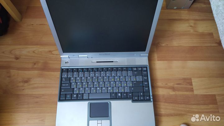 Ноутбук-RoverBook Explorer E410W