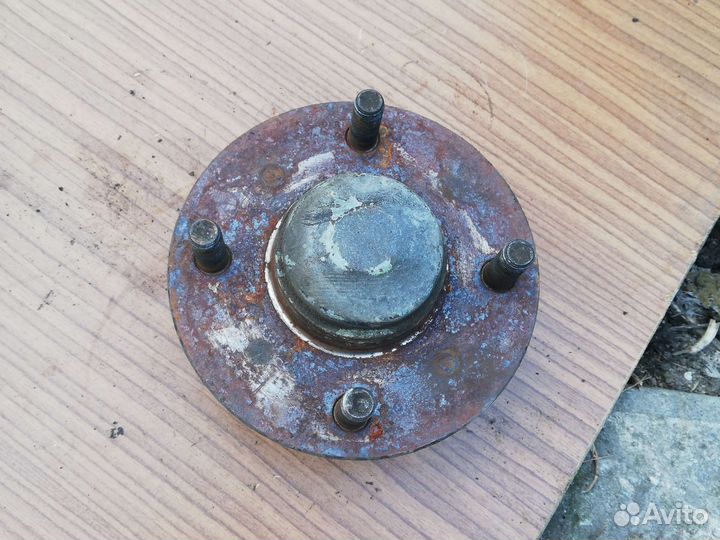 Ступица задняя Ниссан Премьера Комфорт Р11