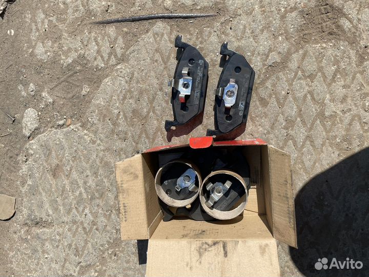 Тормозные колодки VAG