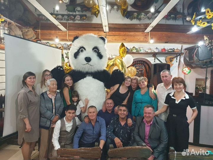 Большой белый мишка аниматор.Праздник.Поздравление