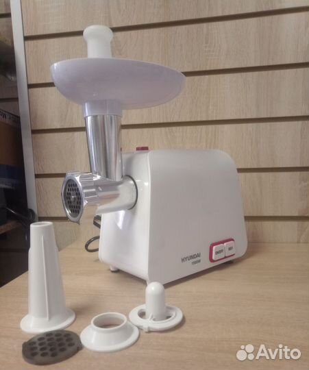 Мясорубка электрическая hyundai HY-MG5391