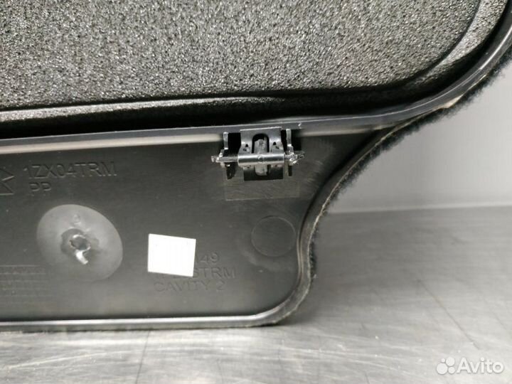 Обшивка салона Jeep Grand Cherokee WK2 рестайлинг