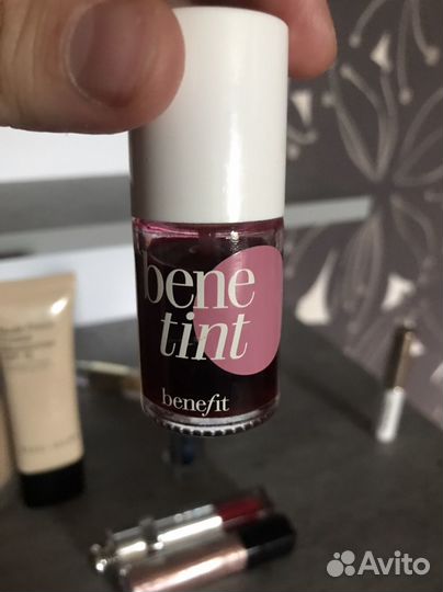 Набор косметики люкс и немного масс маркет